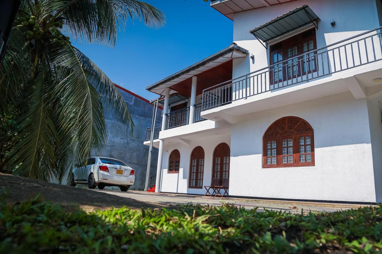 Lakeside Villa Anuradhapura Kültér fotó