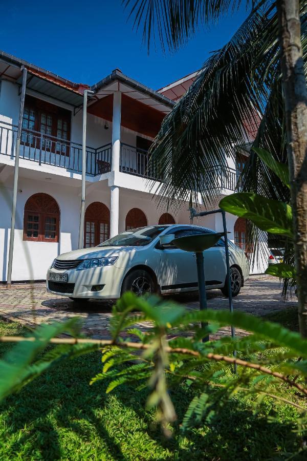 Lakeside Villa Anuradhapura Kültér fotó